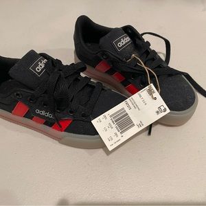 Adidas! Size 10/12 NWT and box